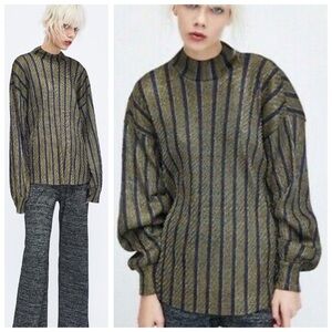 Zara Trafaluc Gold Metallic Stripe Crinkle Knit Mock Neck Blouse Top, sz. S